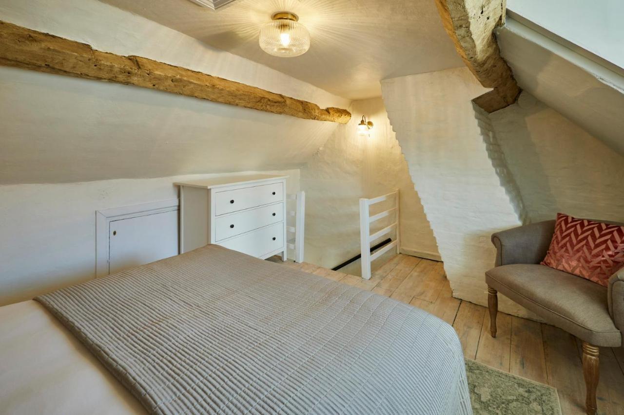 Host & Stay - Cragg Cottage วิทบี ภายนอก รูปภาพ