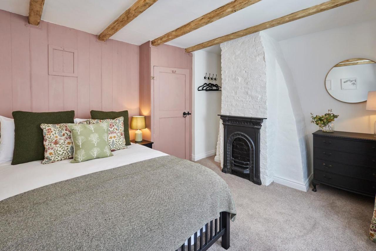 Host & Stay - Cragg Cottage วิทบี ภายนอก รูปภาพ